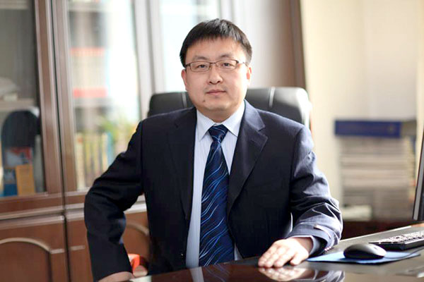 2015年5月，倪宜存律师接到了兰州市七里河区某学校就历史遗留问题所涉及的多起长期侵占学校房屋、拖欠房屋租金的法律咨询，经当面查看相关证据材料后，认定侵占人拖欠租金、侵占房屋无事实和法律依据，结合事实