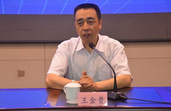7月1日至5日，2018年度全省申领公职公司律师执业证人员培训班在兰州华联宾馆举办。全省各级党政机关和国有企业拟申领律师执业证280多人参加了本次培训。