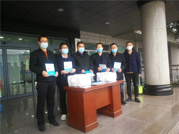 目前，各行各业有序地复工复产，如何依法经营、防控风险，如何保障自身的权益？如何应对疫情对合同履约的影响等相关法律问题，成为当下企事业单位最为关注的问题之一。