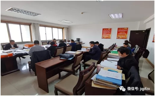 为认真贯彻落实省司法厅《关于进一步加强“守初心、担使命，集中排查整治执法司法突出问题”专项行动的通知》精神，切实加强对全市公证、律师、司法鉴定等行业执业活动的监督指导，规范法律服务执业行为，确保专项行