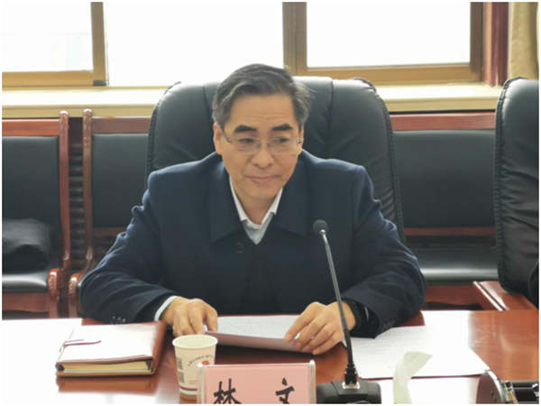11月22日，白银市律师行业党委第二次（扩大）会议暨全市律师行业警示教育大会顺利召开，市司法局党组书记、局长林文出席会议并讲话?；嵋橛墒兴痉ň值匙槌稍?、副局长、市律师行业党委书记苟黎源主持、市律师行业