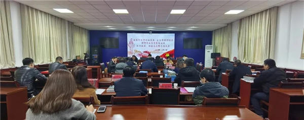 11月27日下午，金昌市律师行业专项整治活动检查验收、经验交流暨总结大会在市司法局会议室召开。各所党支部书记、主任和市律协专项整治活动督导组成员等20余人参加了会议?；嵋橛墒新尚岢こ蚂牟鞒?，市司法