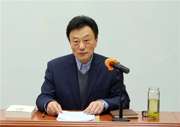 3月18日下午，甘肃省律师协会直属分会召开律师行业突出问题专项治理工作领导小组二次办公会议，会议由甘肃省律师协会副会长、直属分会会长赵耀主持。