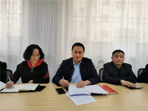 2021年3月19日，甘肃金彤律师事务所组织召开律师行业突出问题专项治理动员会，会议由主任李兴禄主持。