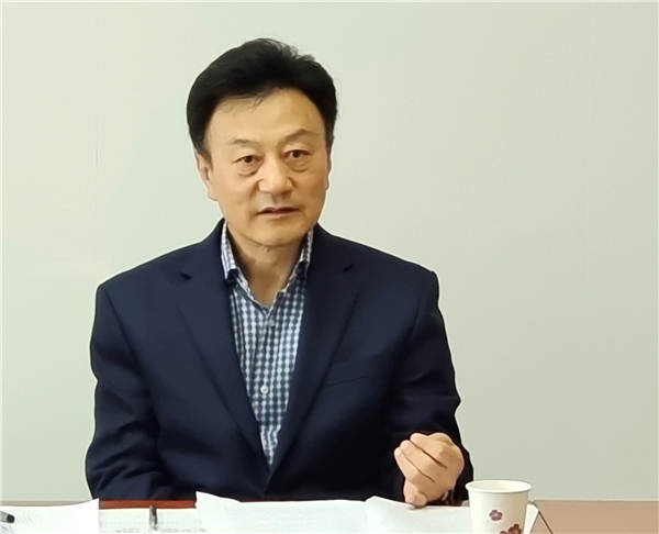 5月11日下午，甘肃省律师协会直属分会召开律师行业突出问题专项治理自查核查阶段专题工作会，甘肃省律师协会会长、直属分会会长赵耀，直属分会党总支书记、副会长王森，直属分会党总支副书记孙赓出席会议，直属分