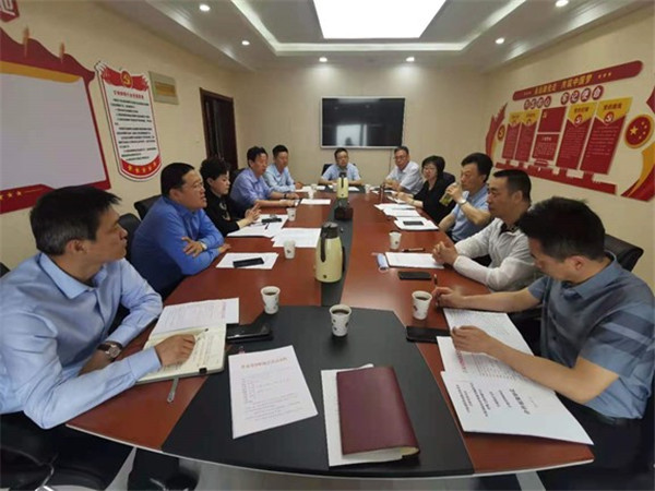 6月19日上午，省律协会长赵耀主持召开甘肃省律师协会七届三次会长办公会议。省律协副会长王金贵、王祖国、刘吉颖、王亦农、雷声、杨永明参加会议，副秘书长秦晨、董军翔、邹世语列席会议?；嵋樘匮÷尚嗍鲁こ? title=