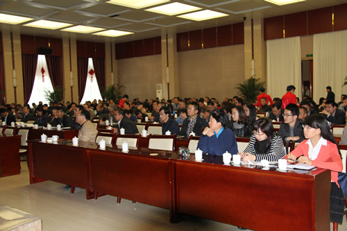 2014年10月11日至12日，全国律协专家律师讲师团在兰州举办专业培训。全国律协培训部主任胡笑梅、市司法局副局长、兰州市律师协会会长李瑛参加开班仪式并致辞，省律师协会副会长陈玉萍、市律师协会副会长陈
