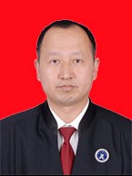 男，汉族，生于1968年3月，中共党员，1999年10月取得律师执业资格，现为甘肃阶州律师事务所主任。曾任全陇南市政府咨询专家委员会委员、陇南市人大常务会立法顾问，现任第四届陇南市政协委员、甘肃省律师协会常务理事、陇南市律师协会副会长、陇南市法学会常务理事。2009年、2010年、2012年被评为全市优秀律师，2016年度被评为全市十佳律师，2017年度被评为全市优秀党务工作者，2015年撰写的论文《关中—天水经济区应设立跨行政区划的司法机关》荣获第四届关中—天水经济区法治论坛三等奖。