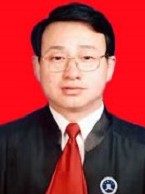 男，汉族，生于1963年2月，农工民主党党员，大学本科学历，现为甘肃仁泽律师事务所主任。担任白银市律师协会监事，兰州市仲裁委员会白银分会仲裁员，中国农工民主党白银市委员会副主委，政协白银市委员会常委，受聘担任白银市政府行政机关、企事业单位的常年法律顾问。在2013至2016年度荣获甘肃省白银市优秀律师称号。
