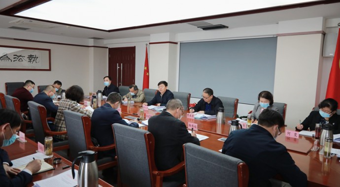 4月19日，甘肃省司法厅党委召开会议，传达学习习近平总书记在海南考察调研时的重要讲话精神，传达学习《信访工作条例》和《中共中央国务院关于加快建设全国统一大市场的意见》，研究部署贯彻落实工作。厅党委书记