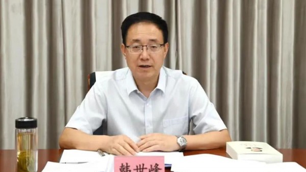 8月23日，甘肃省律师行业党委召开理论学习中心组集体学习会议，专题学习《习近平谈治国理政》第四卷和习近平总书记在省部级主要领导干部“学习习近平总书记重要讲话精神，迎接党的二十大”专题研讨班上的重要讲话