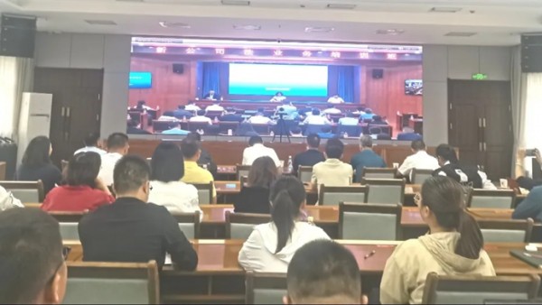 新修订的《中华人民共和国公司法》将于2024年7月1日起实施。为强化我省律师对新修订的公司法的学习理解和运用，更好服务我省经济高质量发展。5月25日，中华全国律师协会公司法专业委员会和甘肃省律师协会联